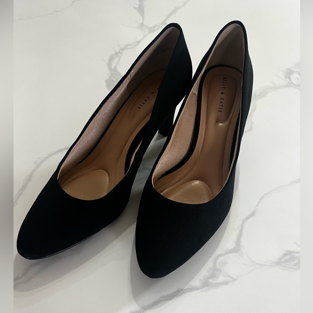 Kelly & Katie black 3” heel pumps size 9